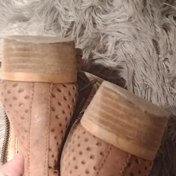 Lucky Brand booties - Picture 6 of 8